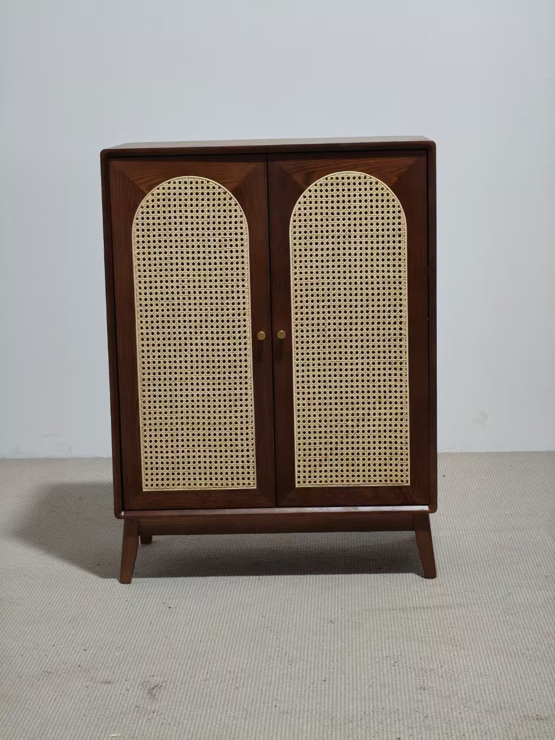 TV cabinet and entertainment unit